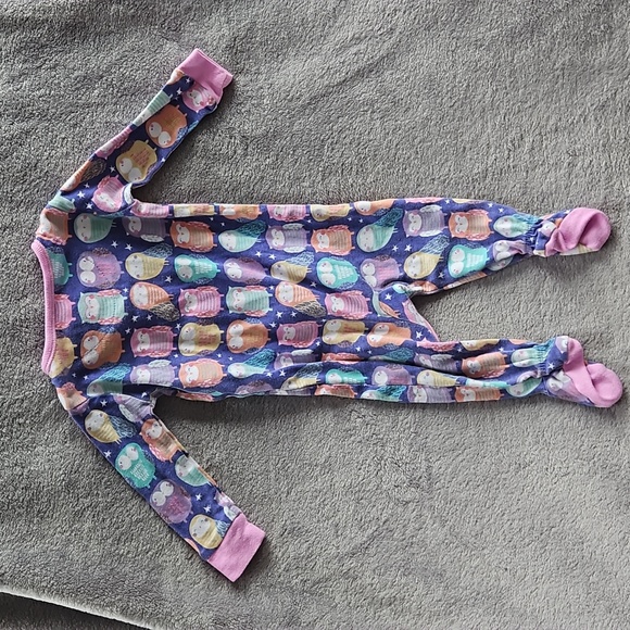 Bundle of 3 Baby Girl Zipper Footie Jammies - Picture 3 of 11